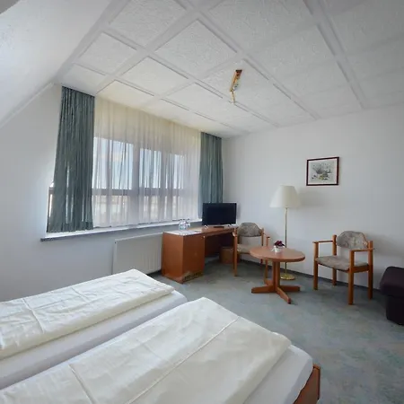 Land-gut-hotel Barbarossa Отель