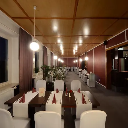 Land-gut-hotel Barbarossa 3* Kelbra